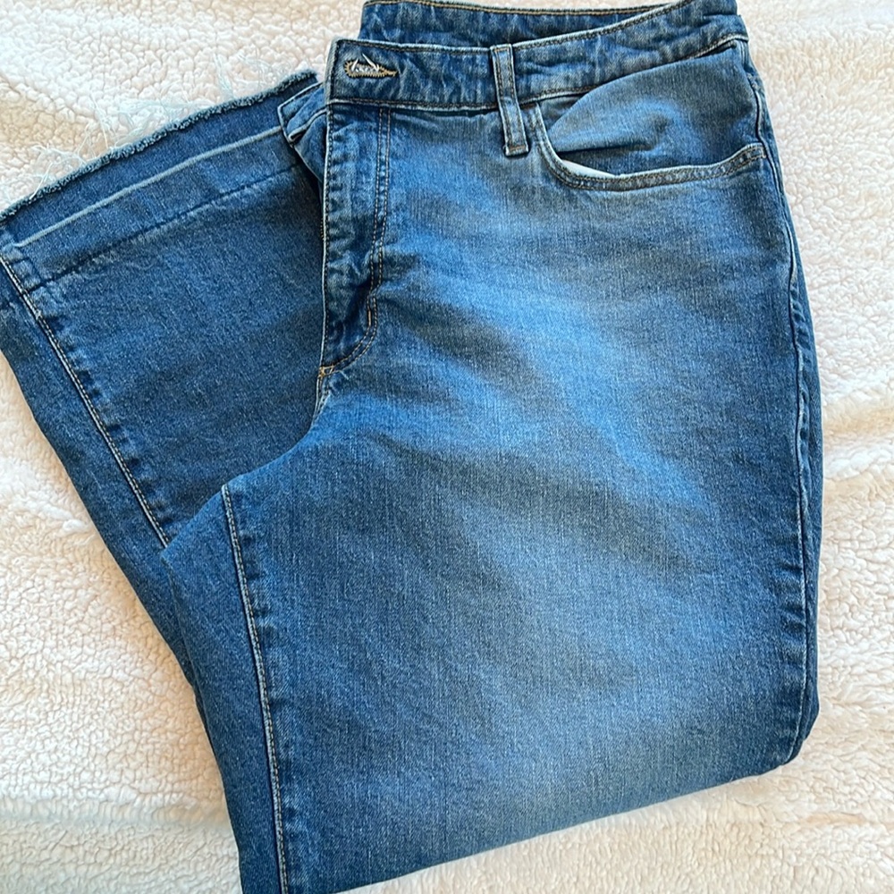 Universal Thread flared jeans, size 16